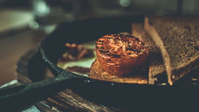 Cast Iron vs Ceramic Cookware
